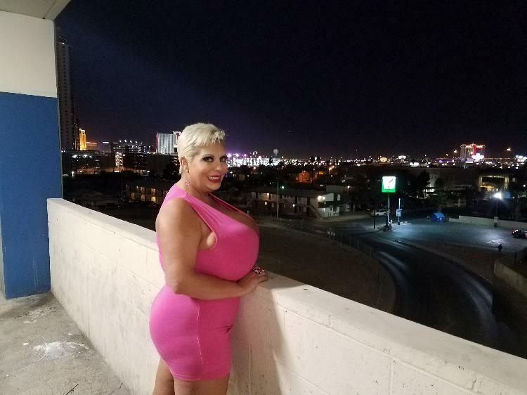 Fat ass thick prostitute Claudia Marie