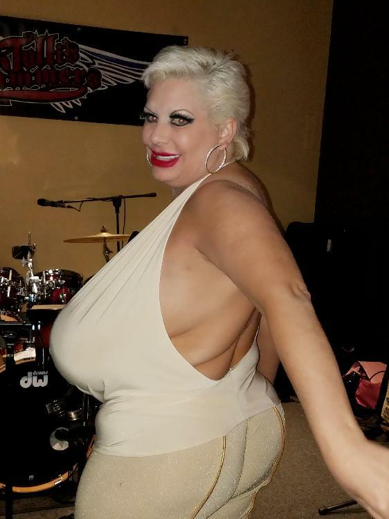 Big butt, big tits Claudia Marie