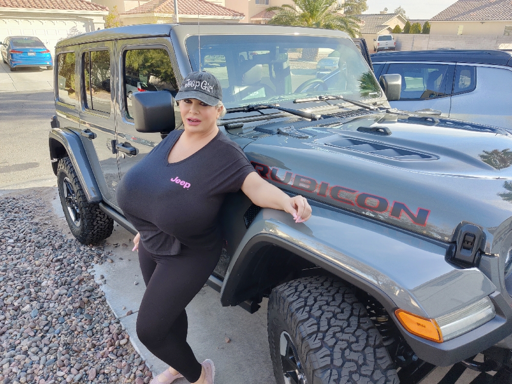 Huge tit pornstar Claudia Marie Jeep Only